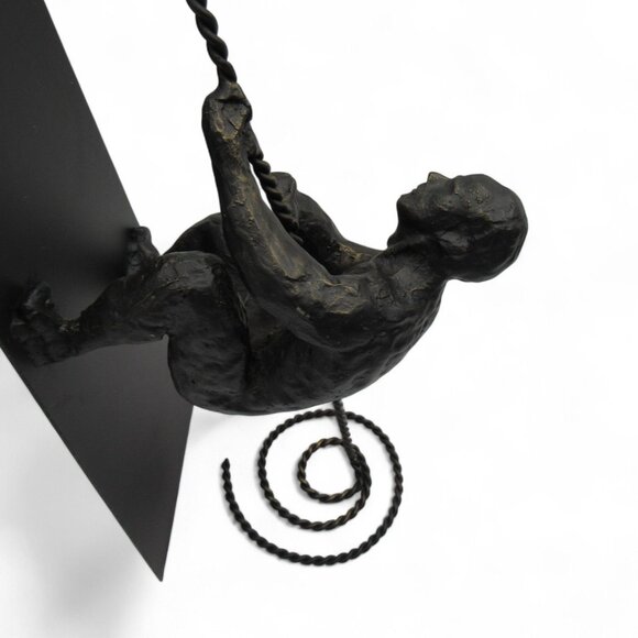 Cast Metal Man CLIMBING ROPE Heavy Sculpture Black and Gold Colours 26" Tall - Picture 10 of 12